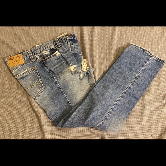 MEN, RIPPED SLIM STRAIGHT BLUE JEAN, 30 X 30 - Picture 2 of 6